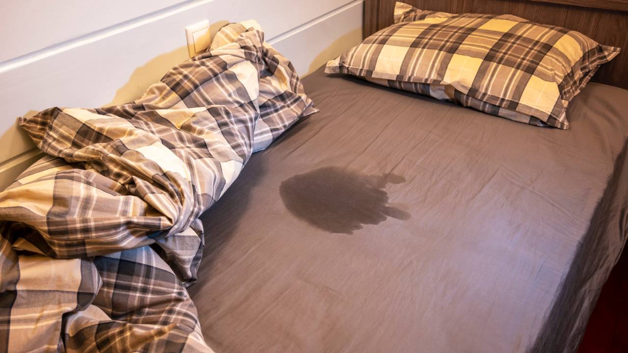 What Causes Bed-Wetting In Adults