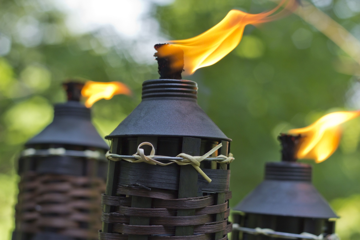 What Do Citronella Candles Do
