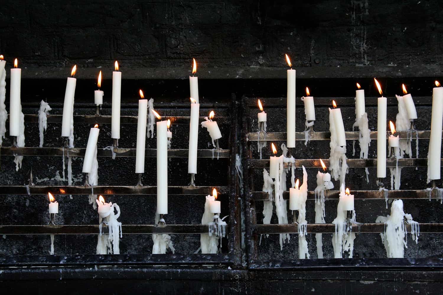 What Do White Candles Symbolize