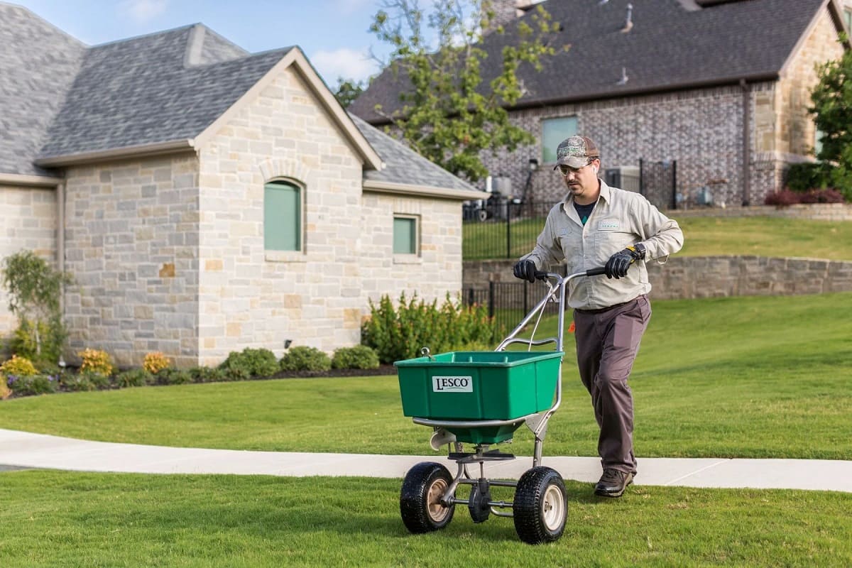 What Does A Lawn Care Specialist Do