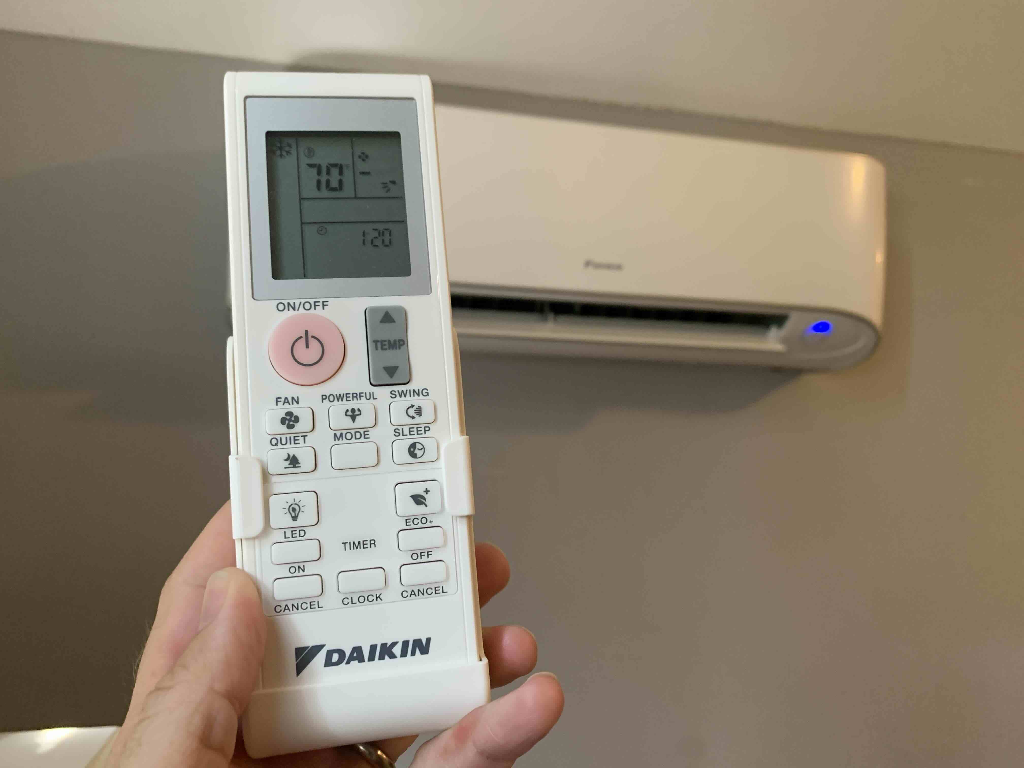 What Does “Auto” Mean On An Air Conditioner