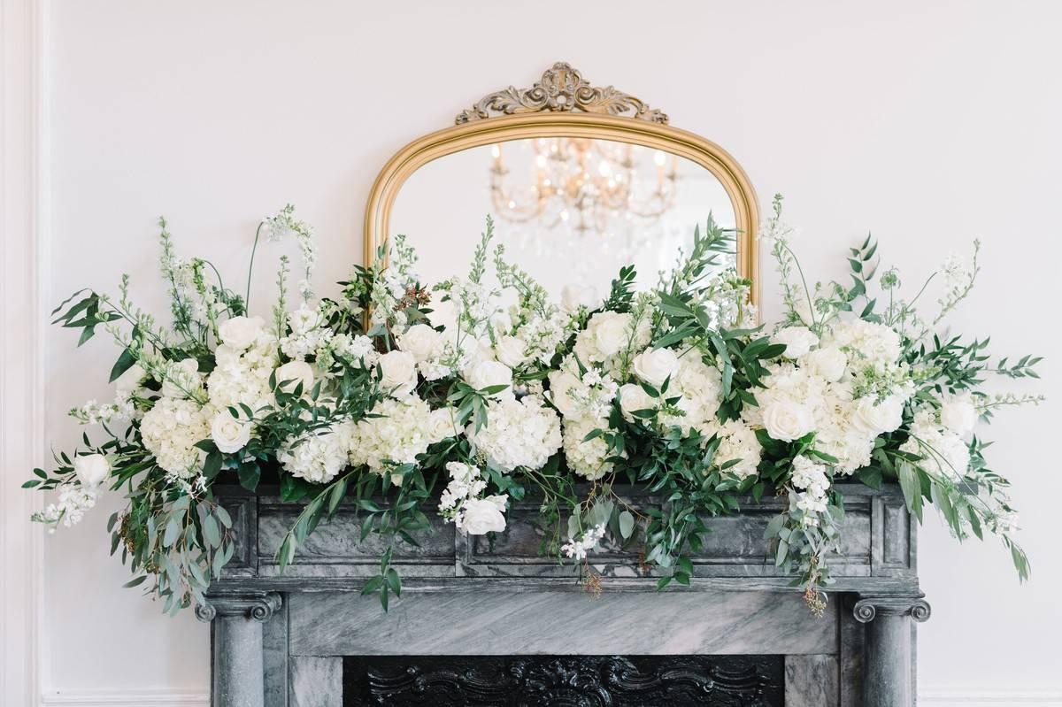 What Floral Arrangements Are Needed For A Wedding