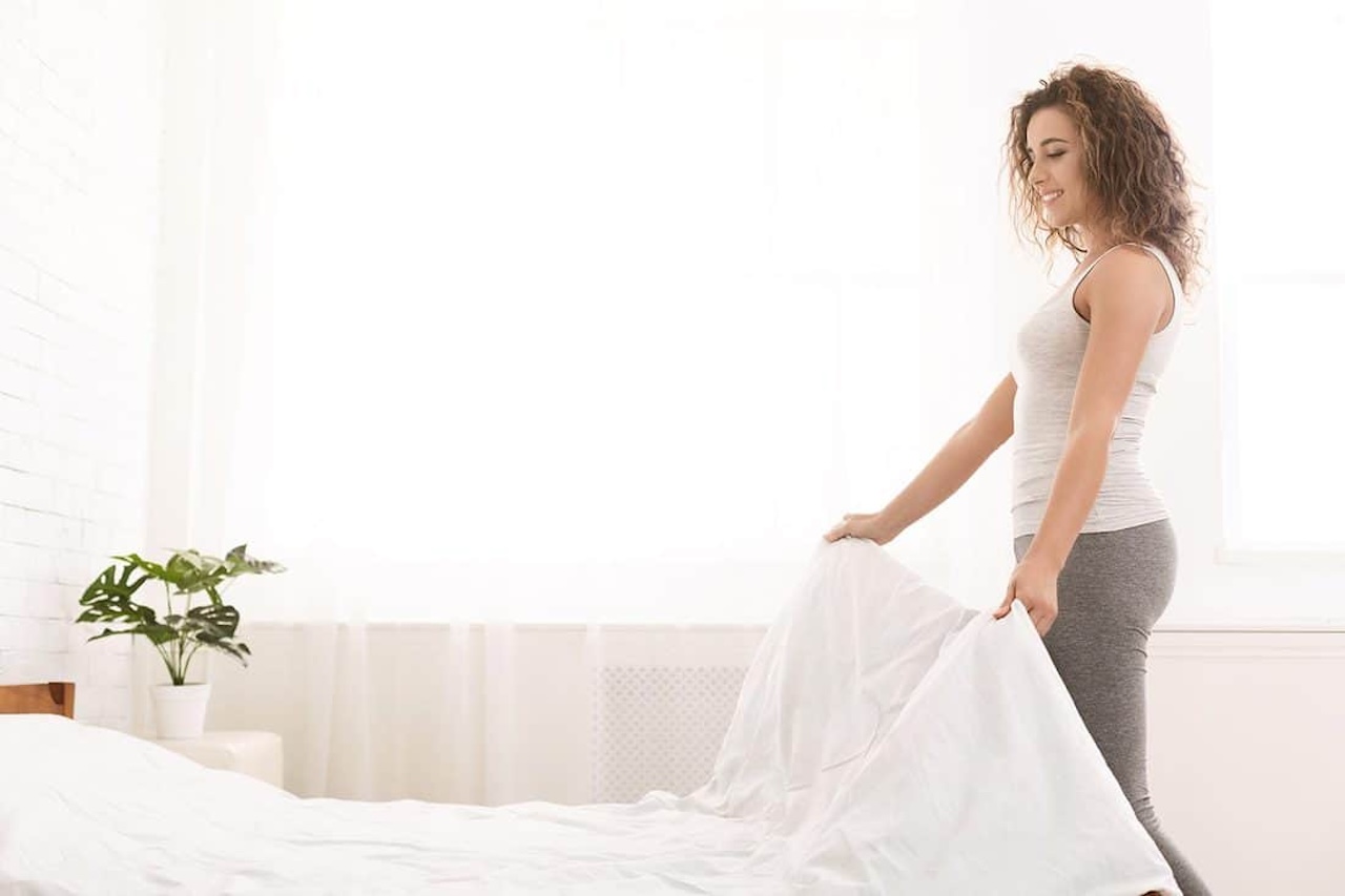What Goes First: Fitted Or Flat Sheet