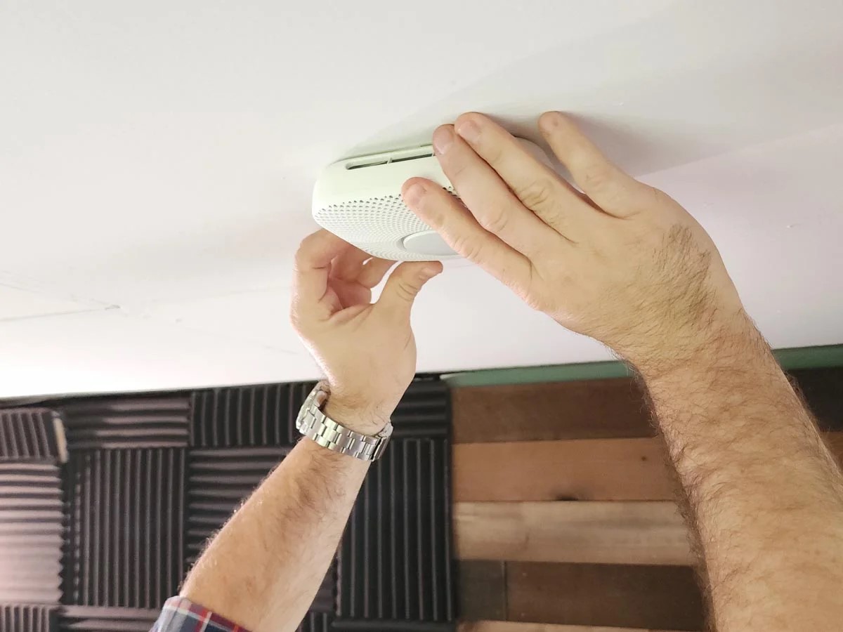 What Height To Install A Carbon Monoxide Detector