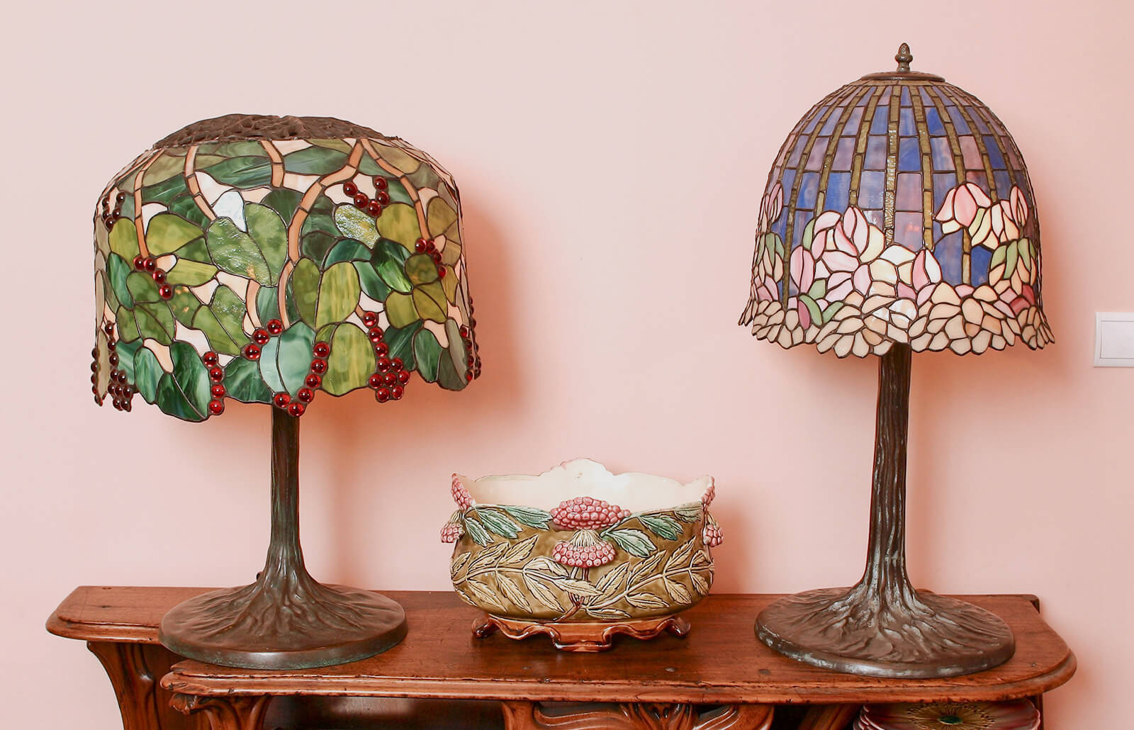 What Is A Tiffany Lamp