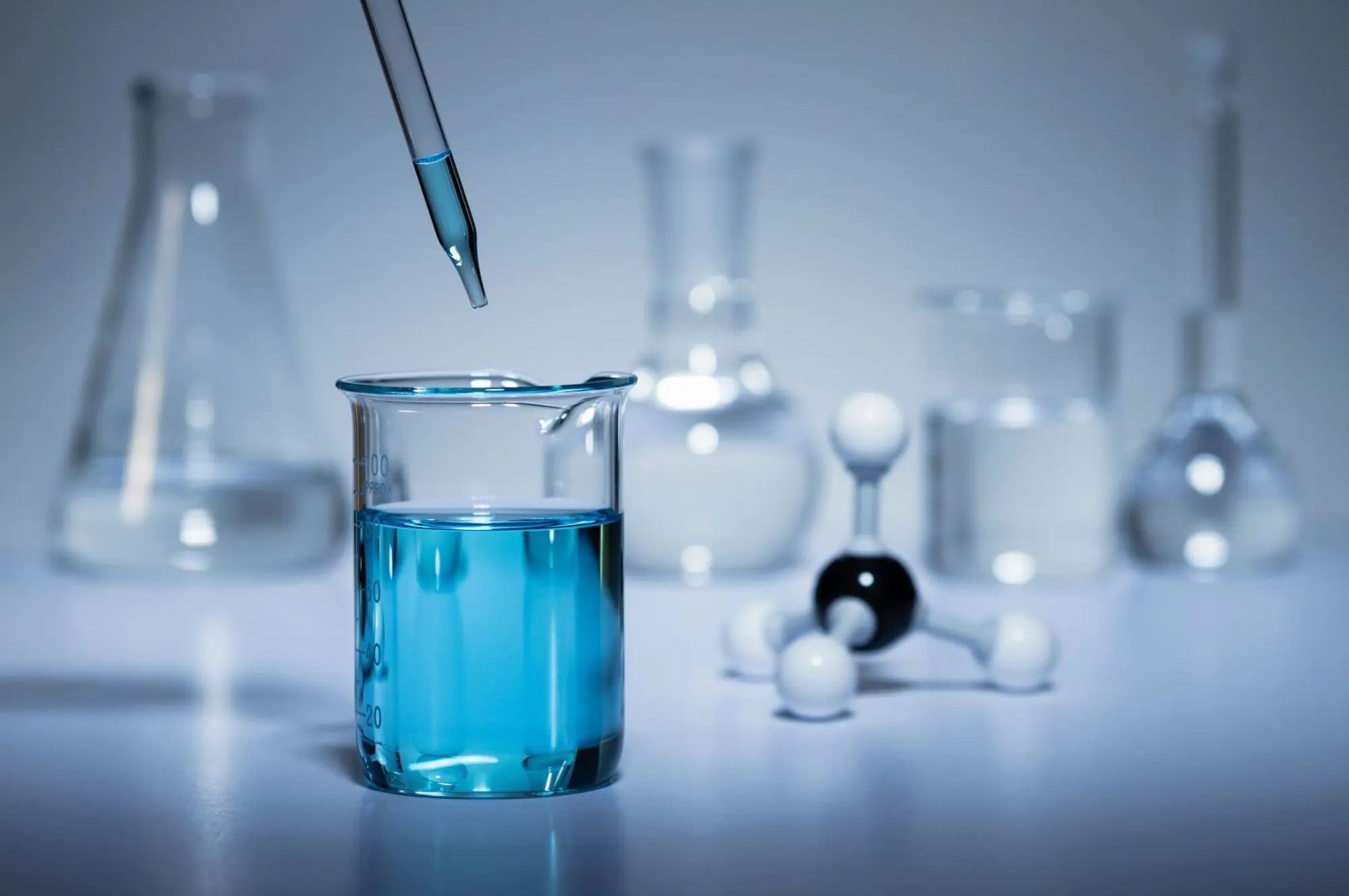 What Is The Best Glassware For Performing Small Chemical Reactions