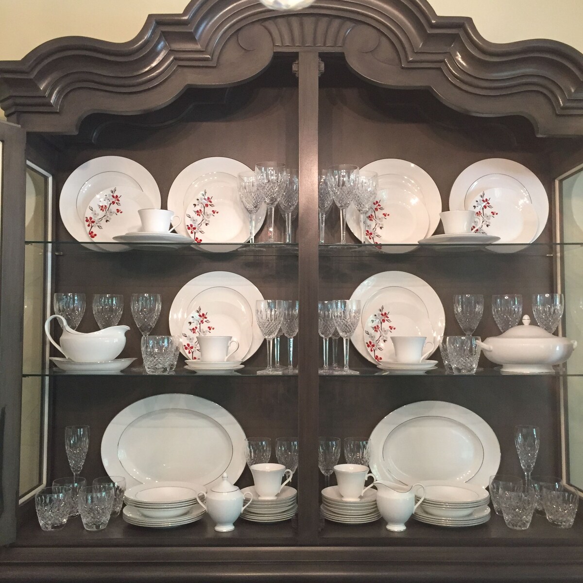 What Is The Proper Way To Display A Set Of Crystal Glasses In A Hutch?