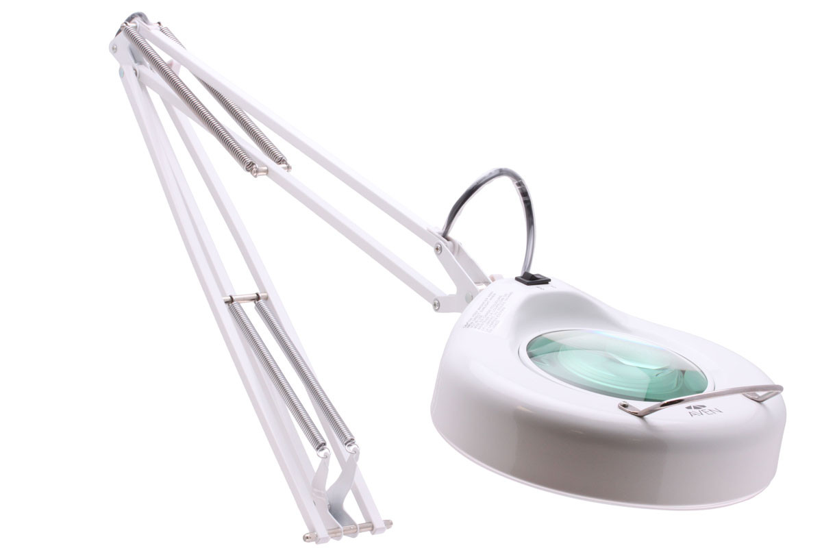 What Is The Standard For A Magnifying Lamp Used By Most Estheticians?