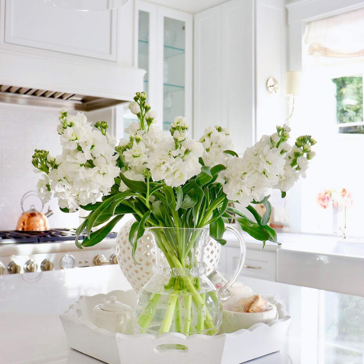 What Kind Of Floral Arrangements To Make For The Month Of January For Your Home