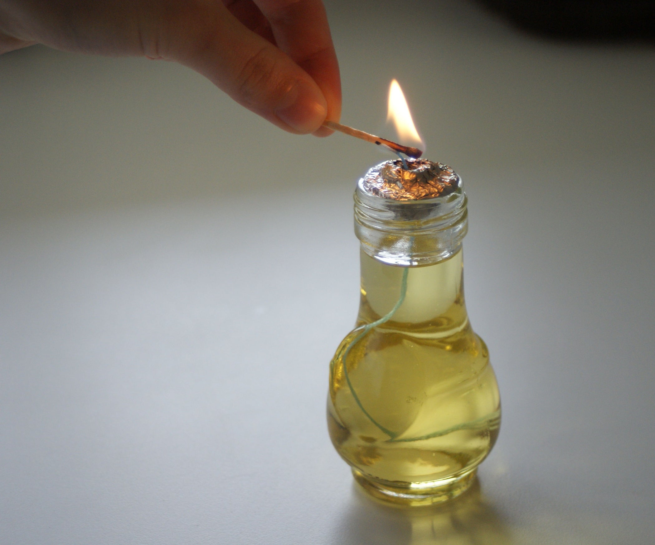 What Kind Of Oil Does An Oil Lamp Use