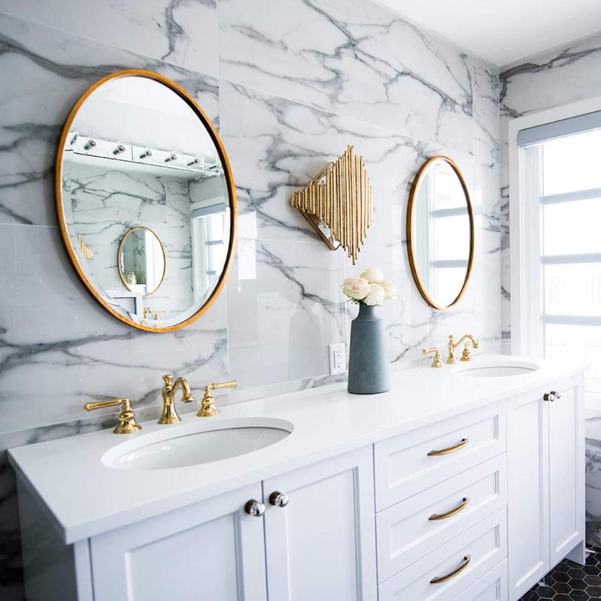 What To Put Between Bathroom Mirrors