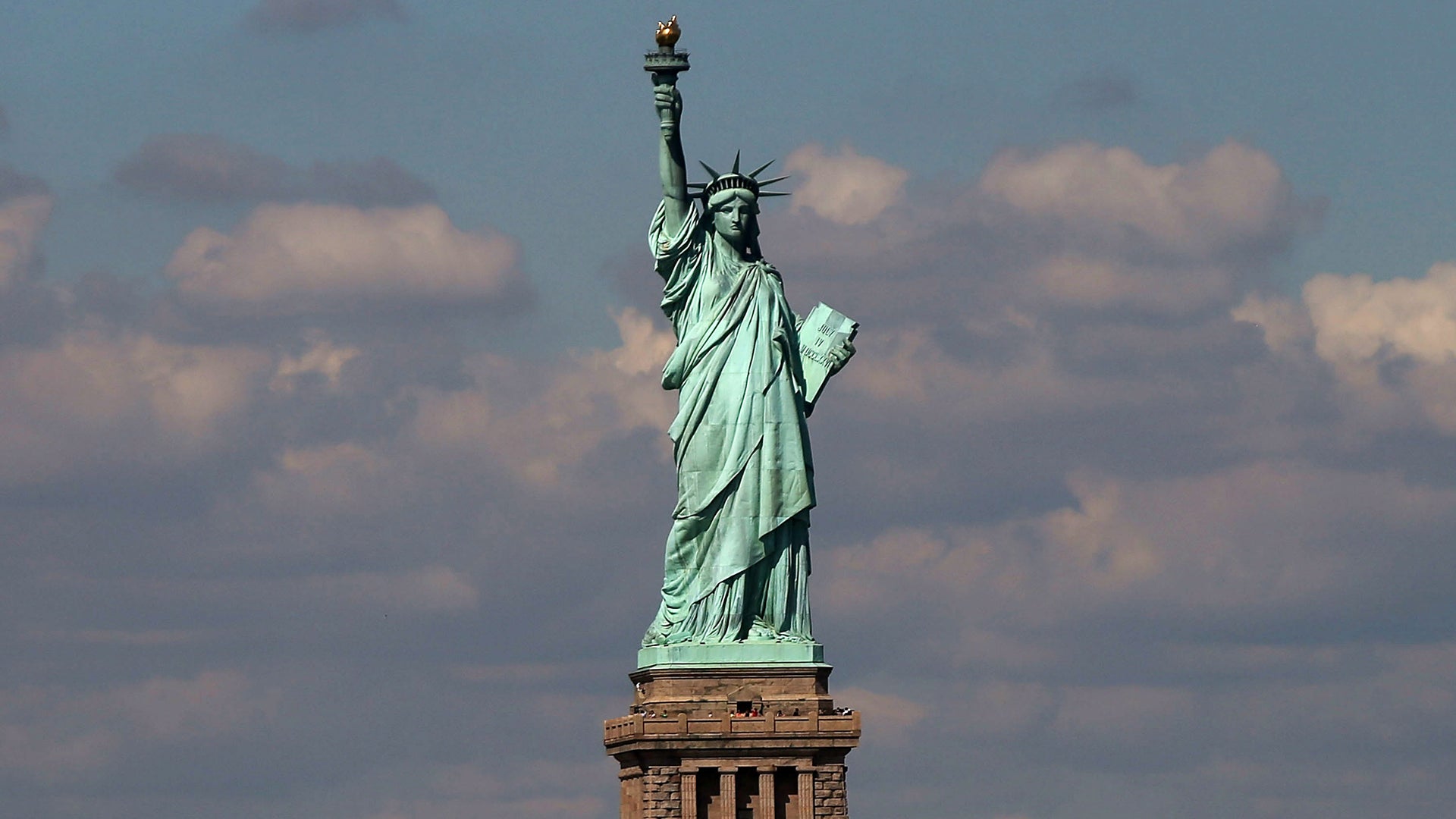 When Was Construction Of The Statue Of Liberty Completed