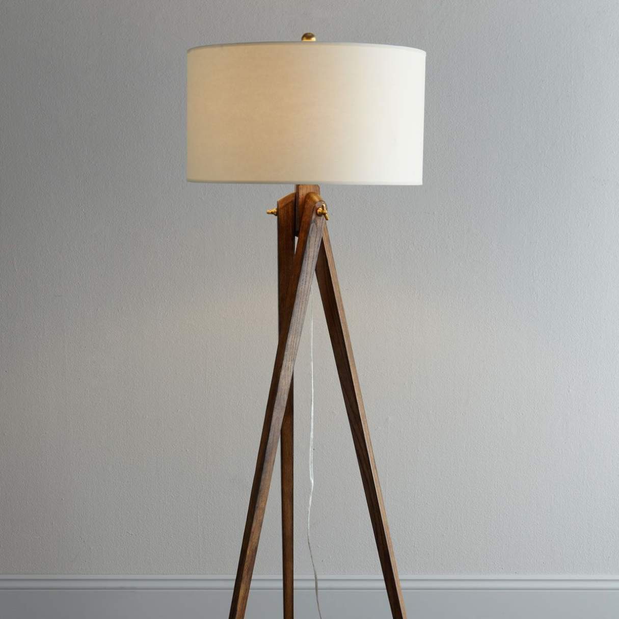 Where To Put A Floor Lamp In The Living Room