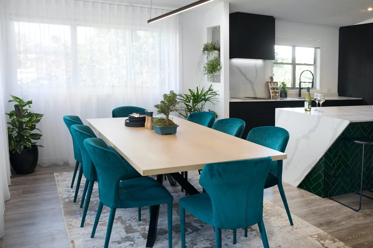 Which Fabric Is Best For Dining Chairs?
