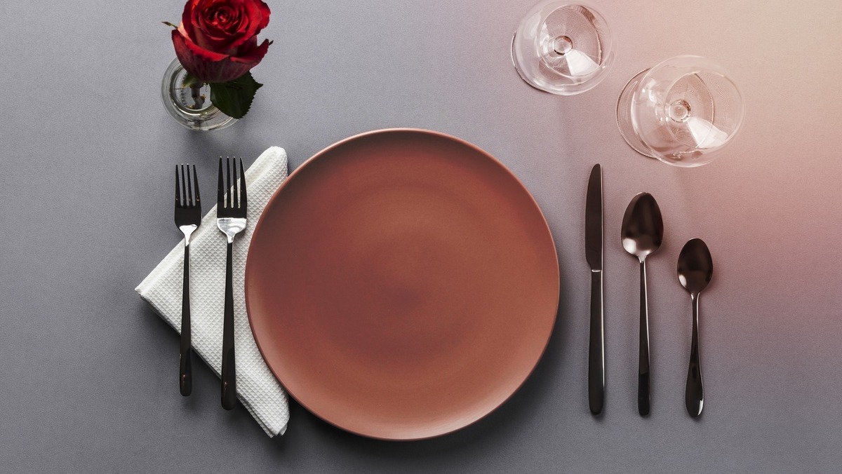 Which Is The Salad Fork: Table Etiquette