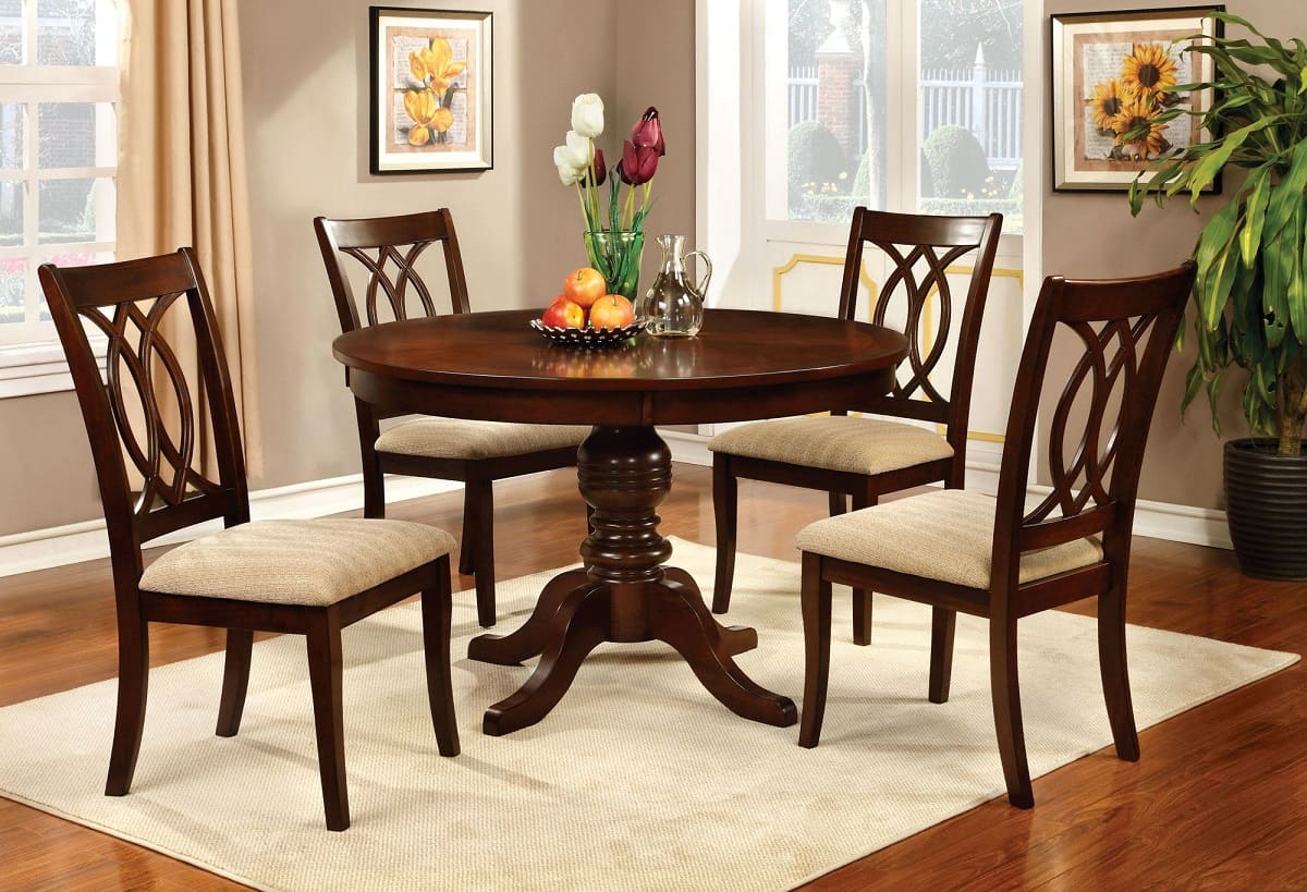Which Rug Shape Is Best For A Round Dining Table?