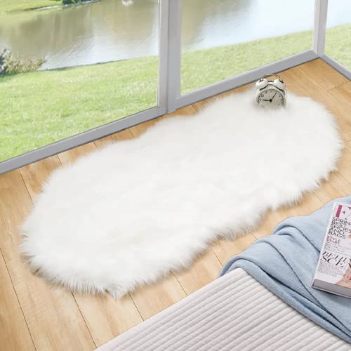 White Faux Sheepskin Fur Rug for Bedroom