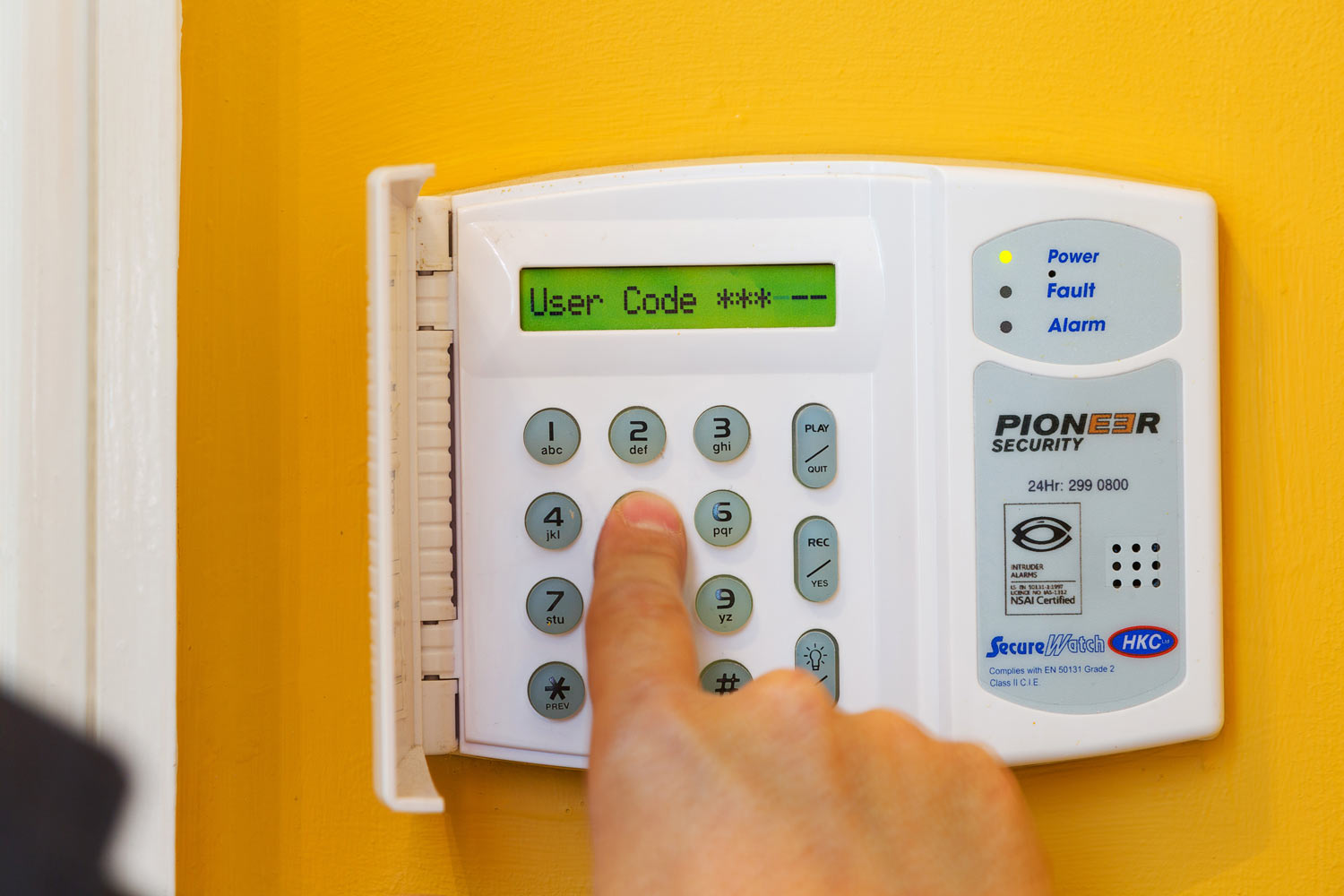 Why You Should Install A Burglar Alarm In Your Retail Store