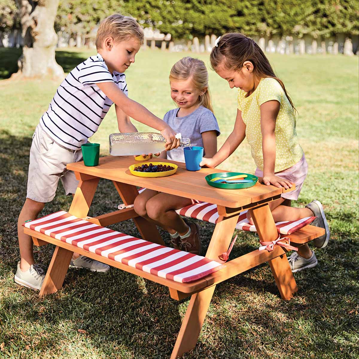 10 Amazing Kids Picnic Table For 2024