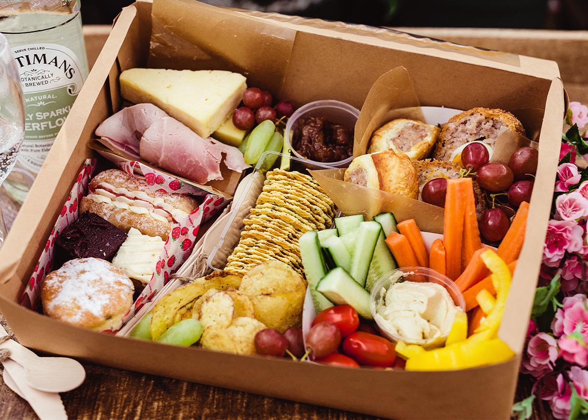 10 Best Picnic Box For 2024