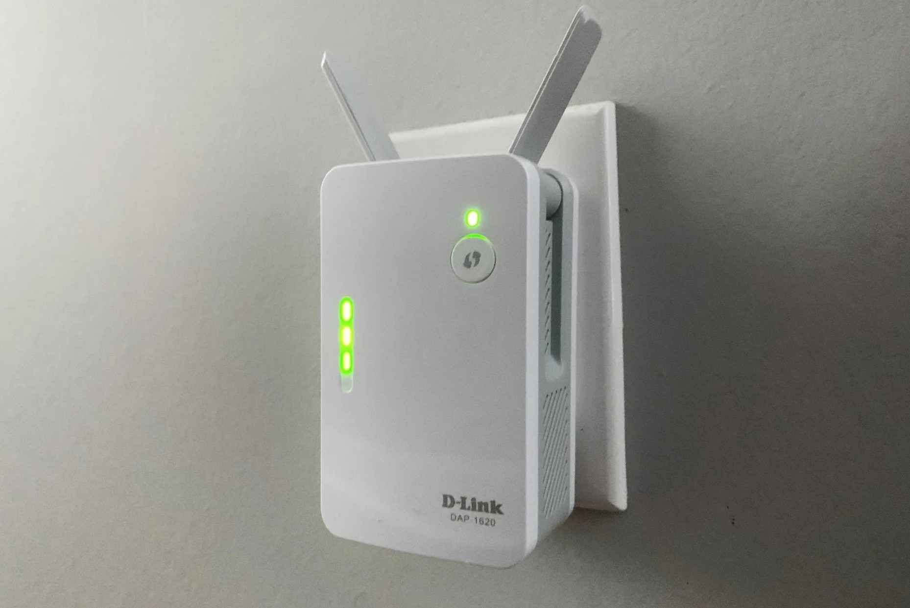 10 Best Wi-Fi Router Extender For 2024