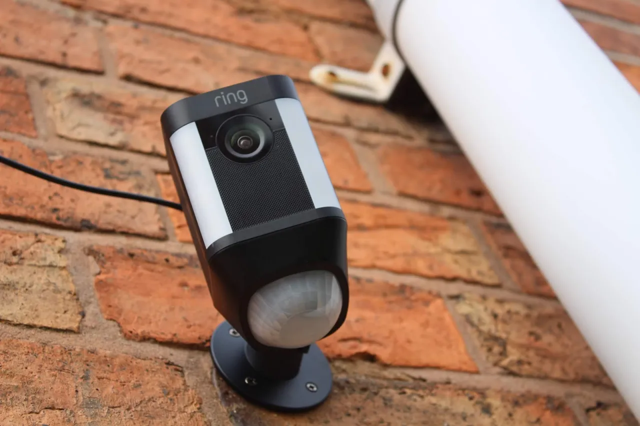 11 Amazing Battery Security Cameras For 2024