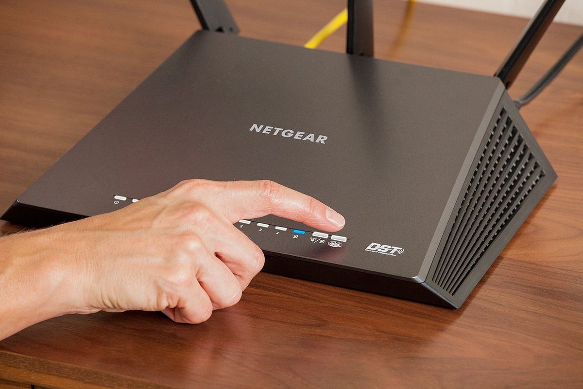 11 Best Netgear Nighthawk AC1900 Smart Wi-Fi Router For 2024