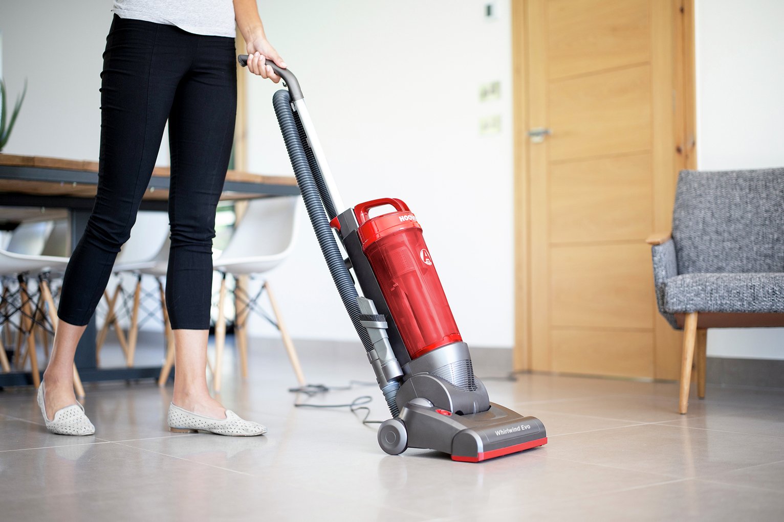 11 Best Upright Bagless Vacuum Cleaner For 2024