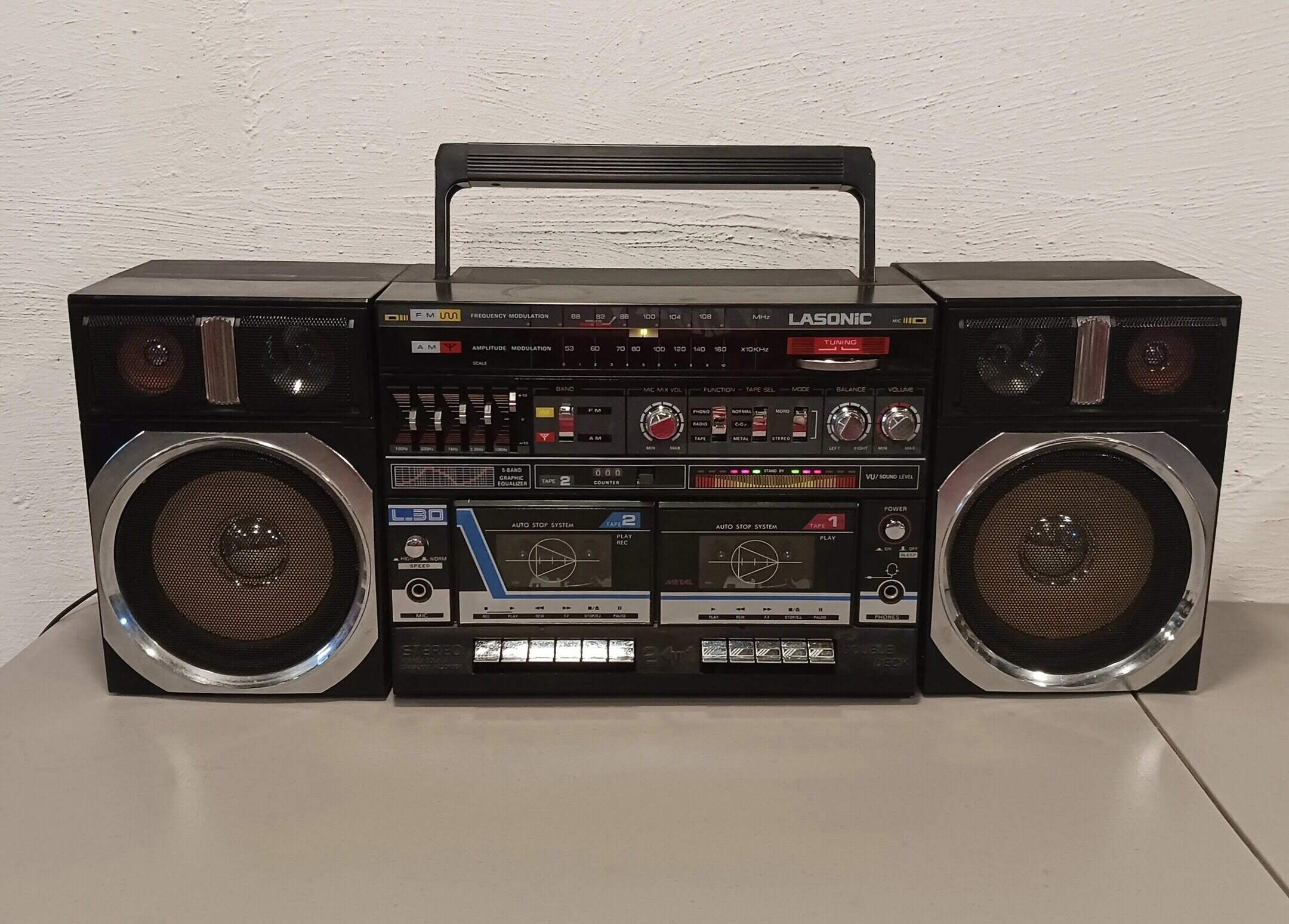 The Monster, The ultimate boom box – TechPlay