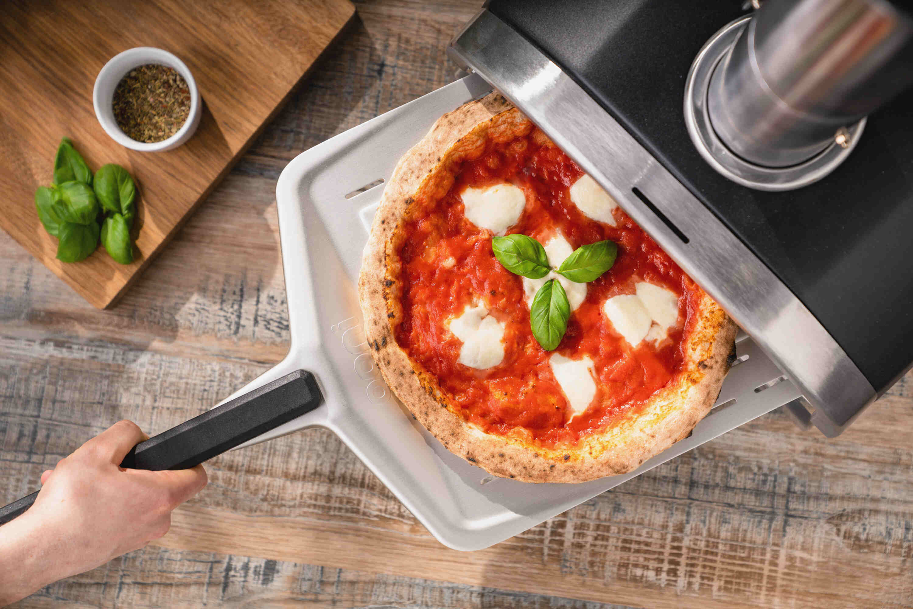  Courant Pizza Maker, 12 Inch Pizza Cooker and Calzone