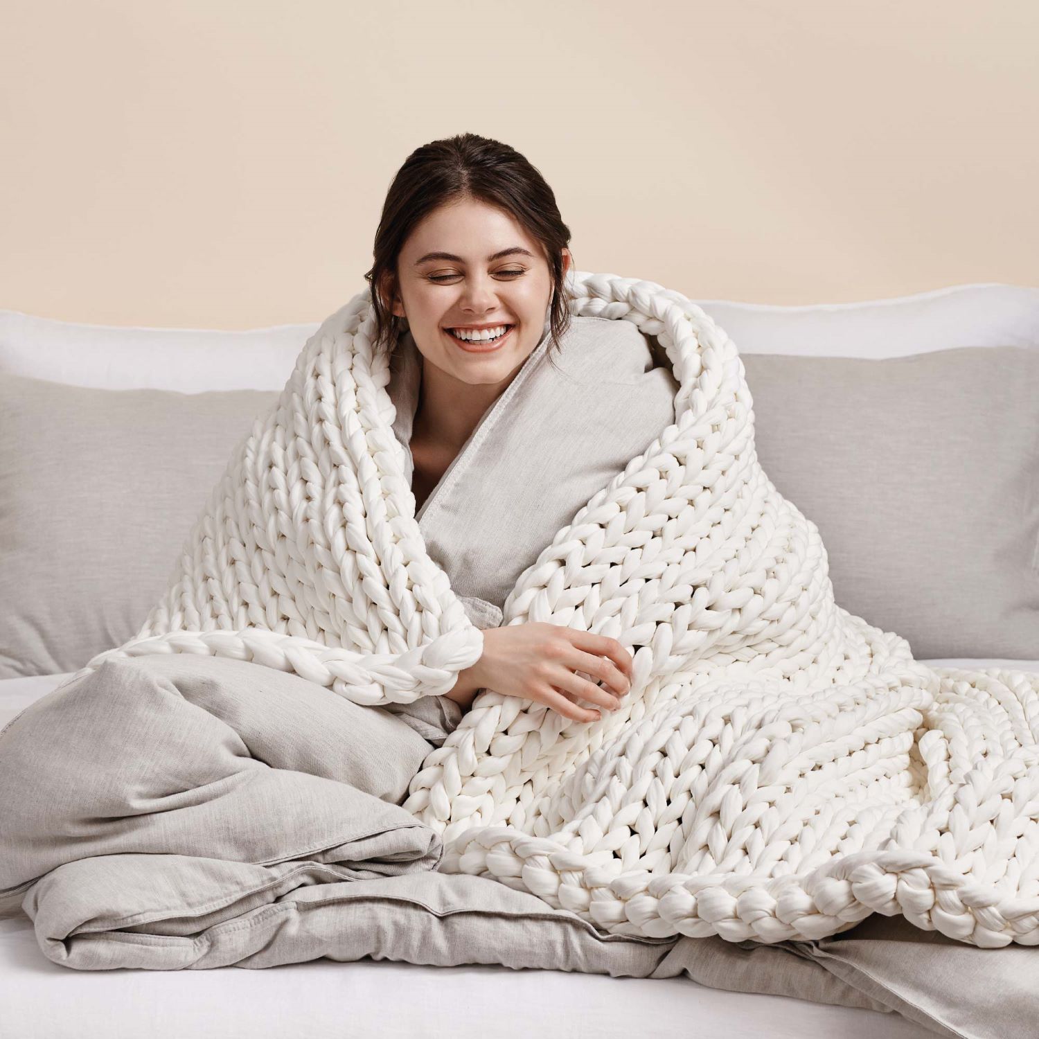 Blanket Vs. Comforter: What’s The Difference?