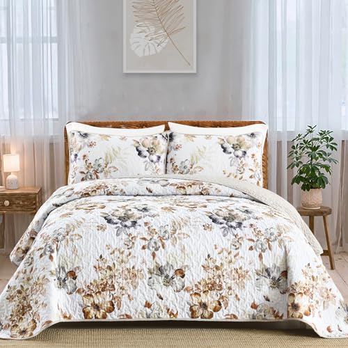 Floral Queen Quilt Set - Brown Botanical Coverlet with 2 Pillowcases