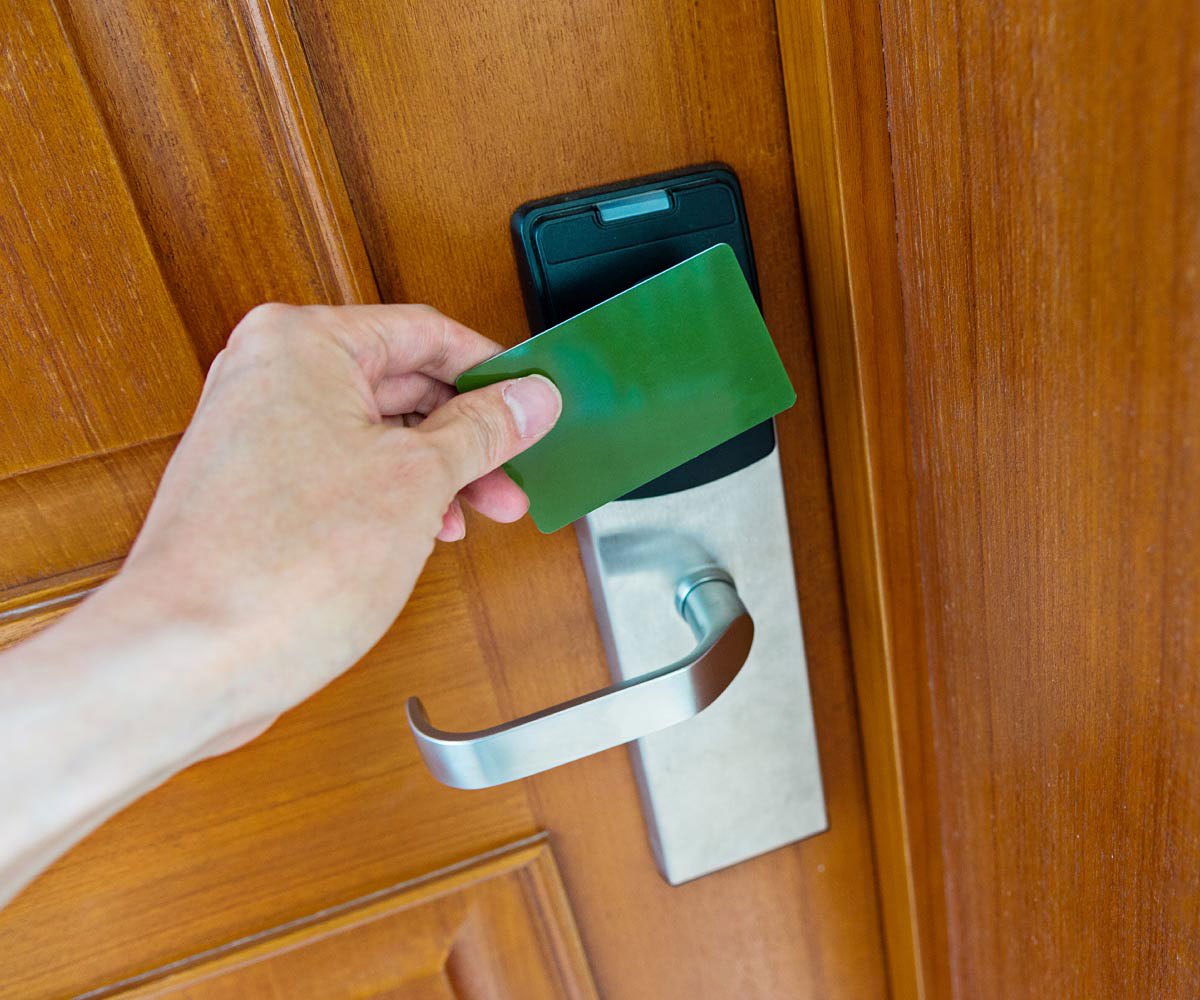 Hotel Door Lock System – How It Works
