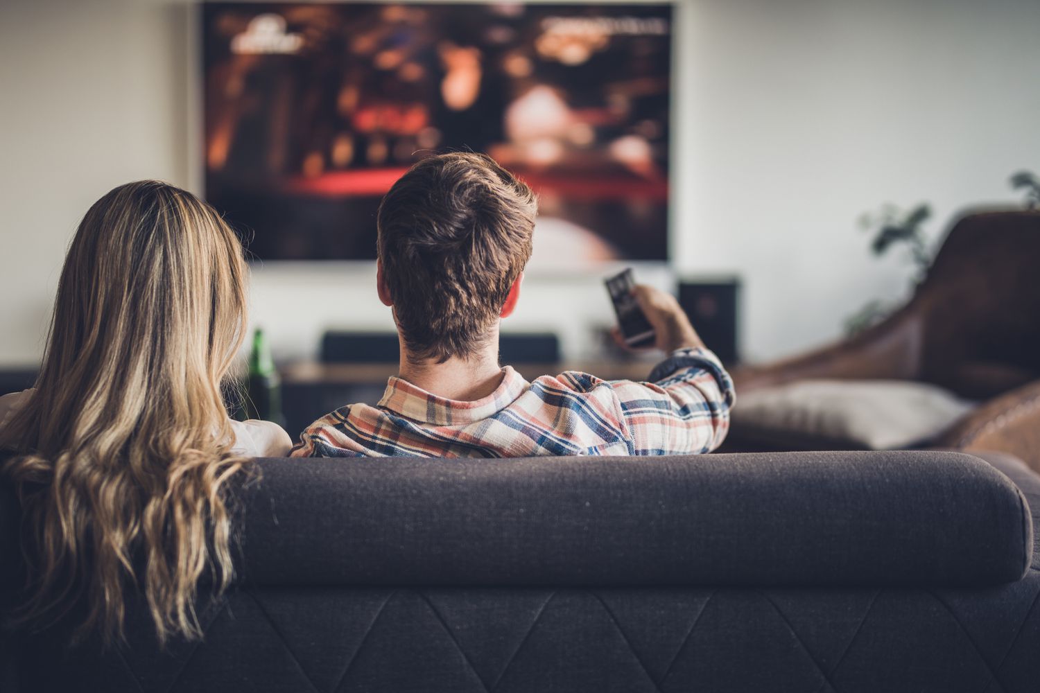 How Do Movies And Television Influence People’s Behavior