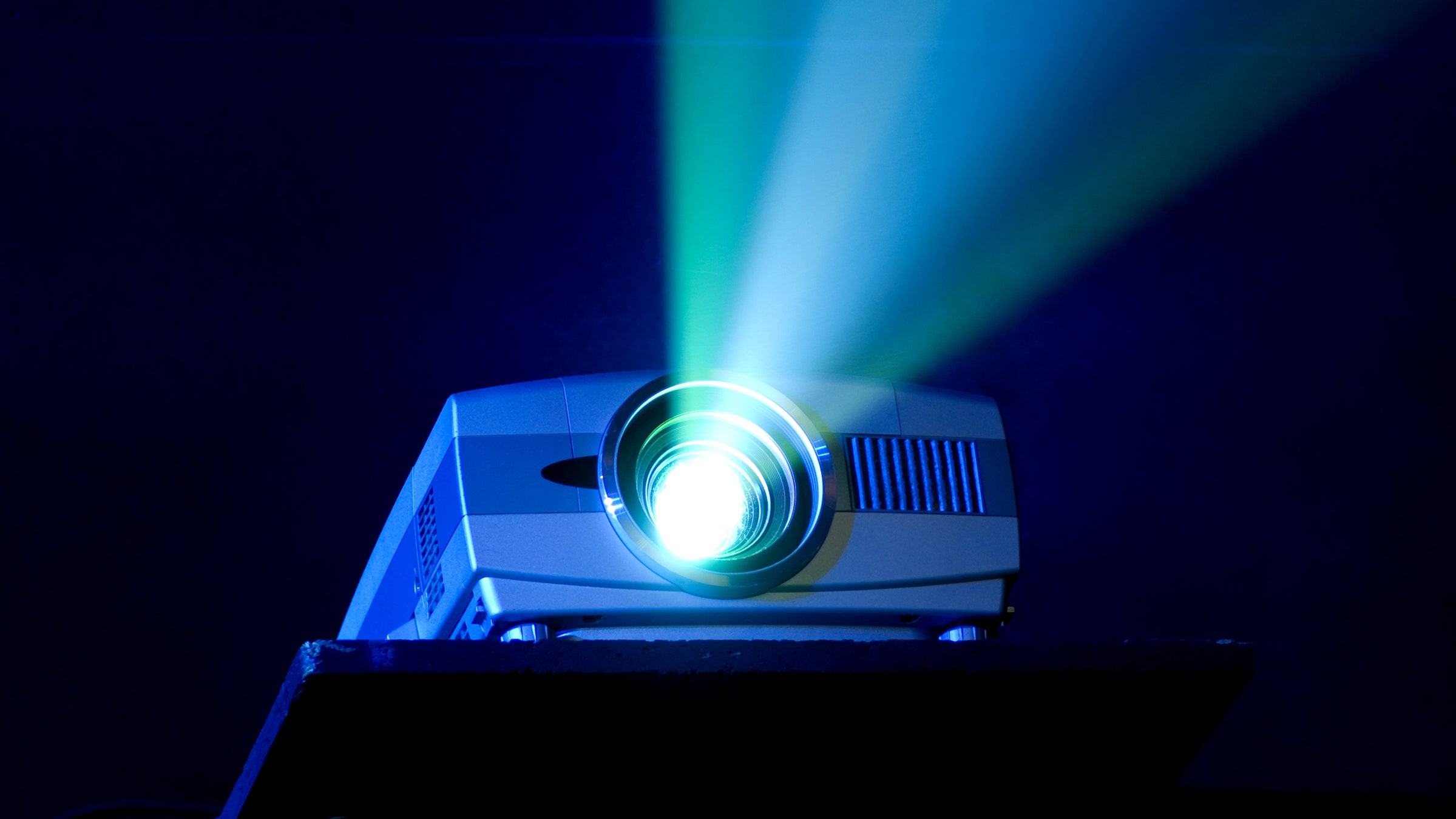 How Does A Projector Work?