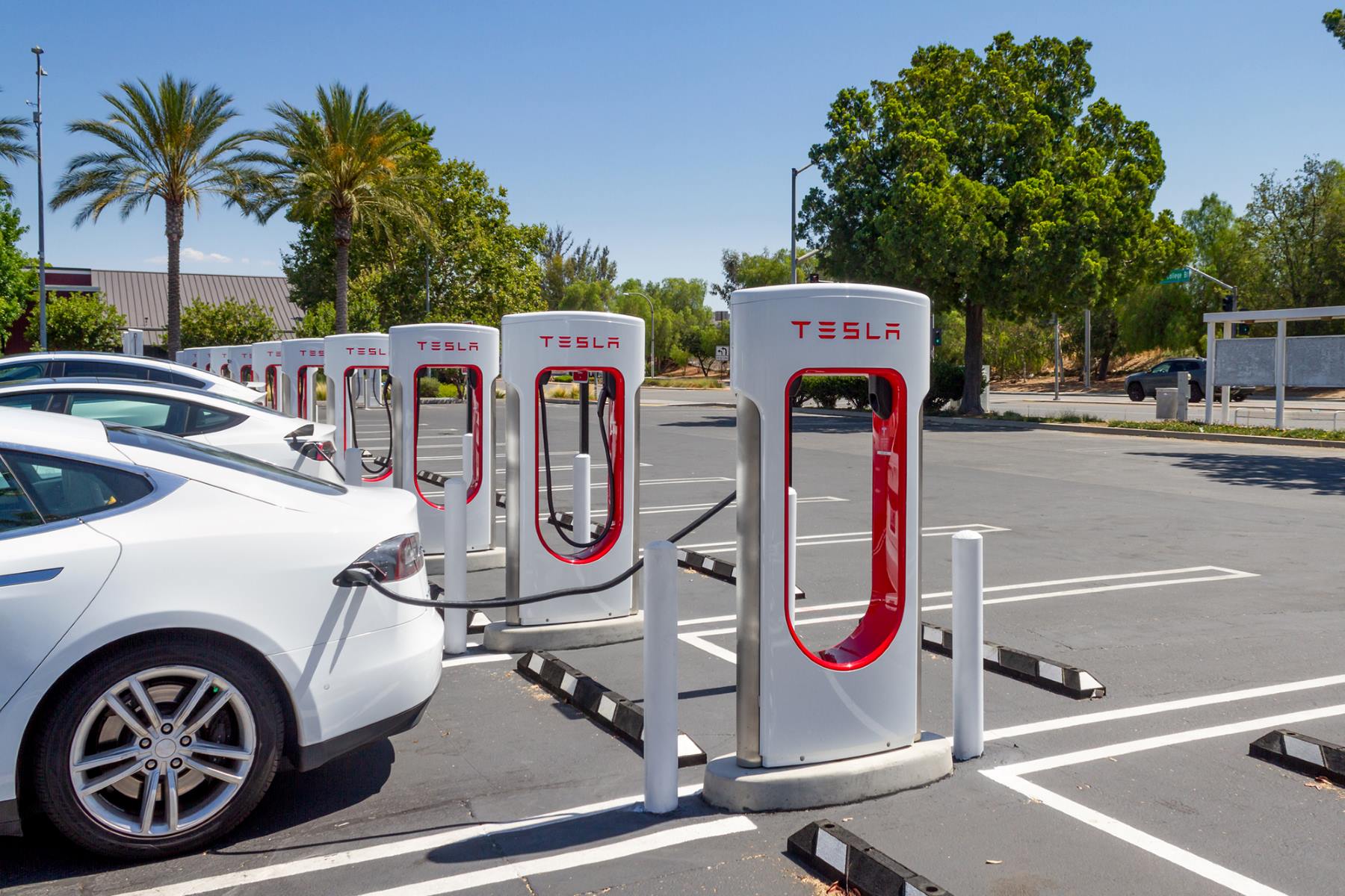 How Long Does It Take For A Tesla To Charge At A Charging Station