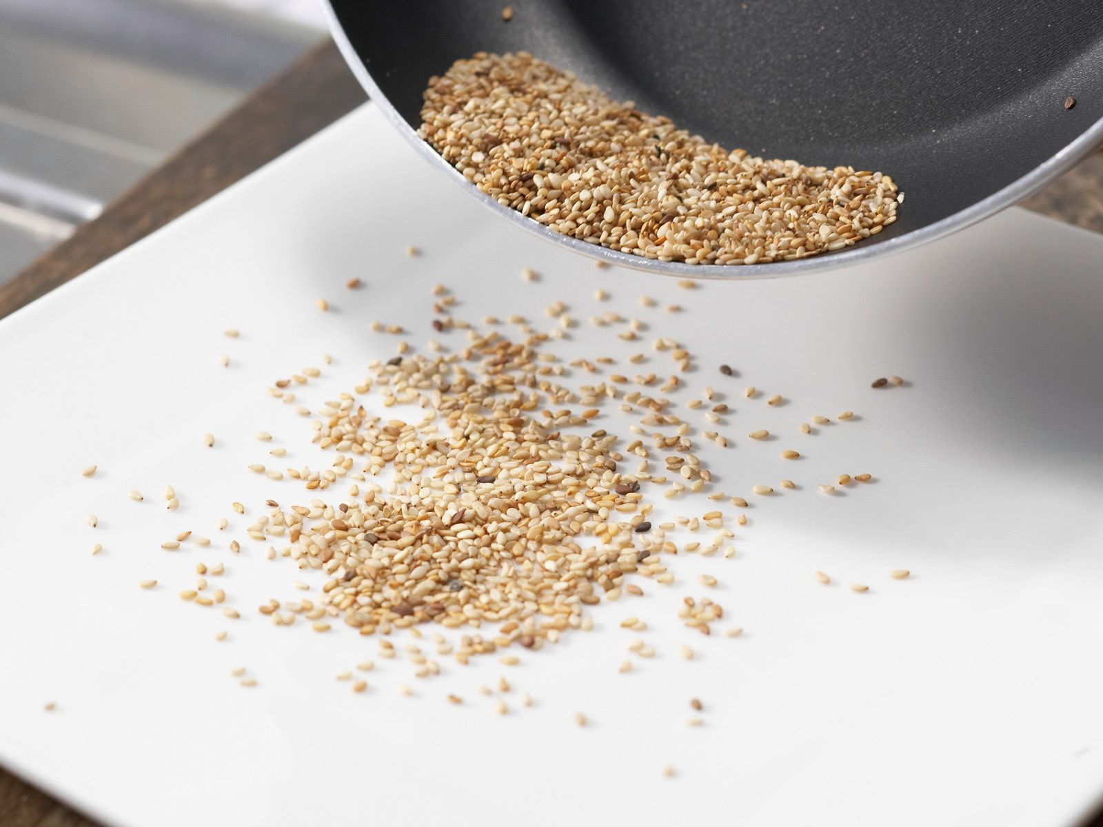 How Long To Toast Sesame Seeds