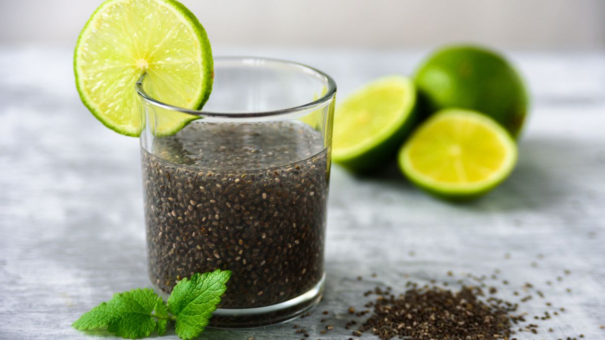How Much Chia Seeds To Add To Water