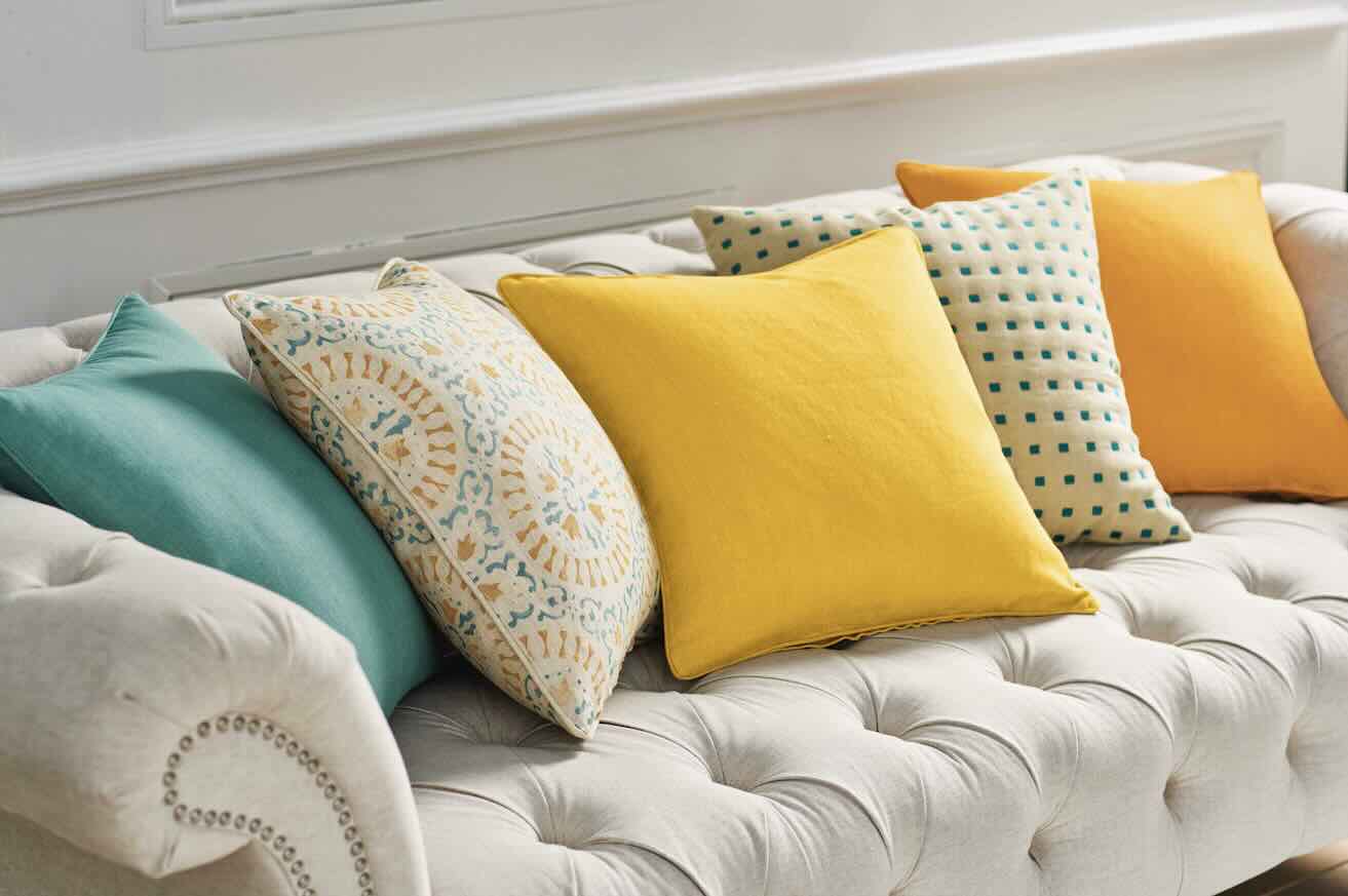 How To Arrange Cushions On Sofa
