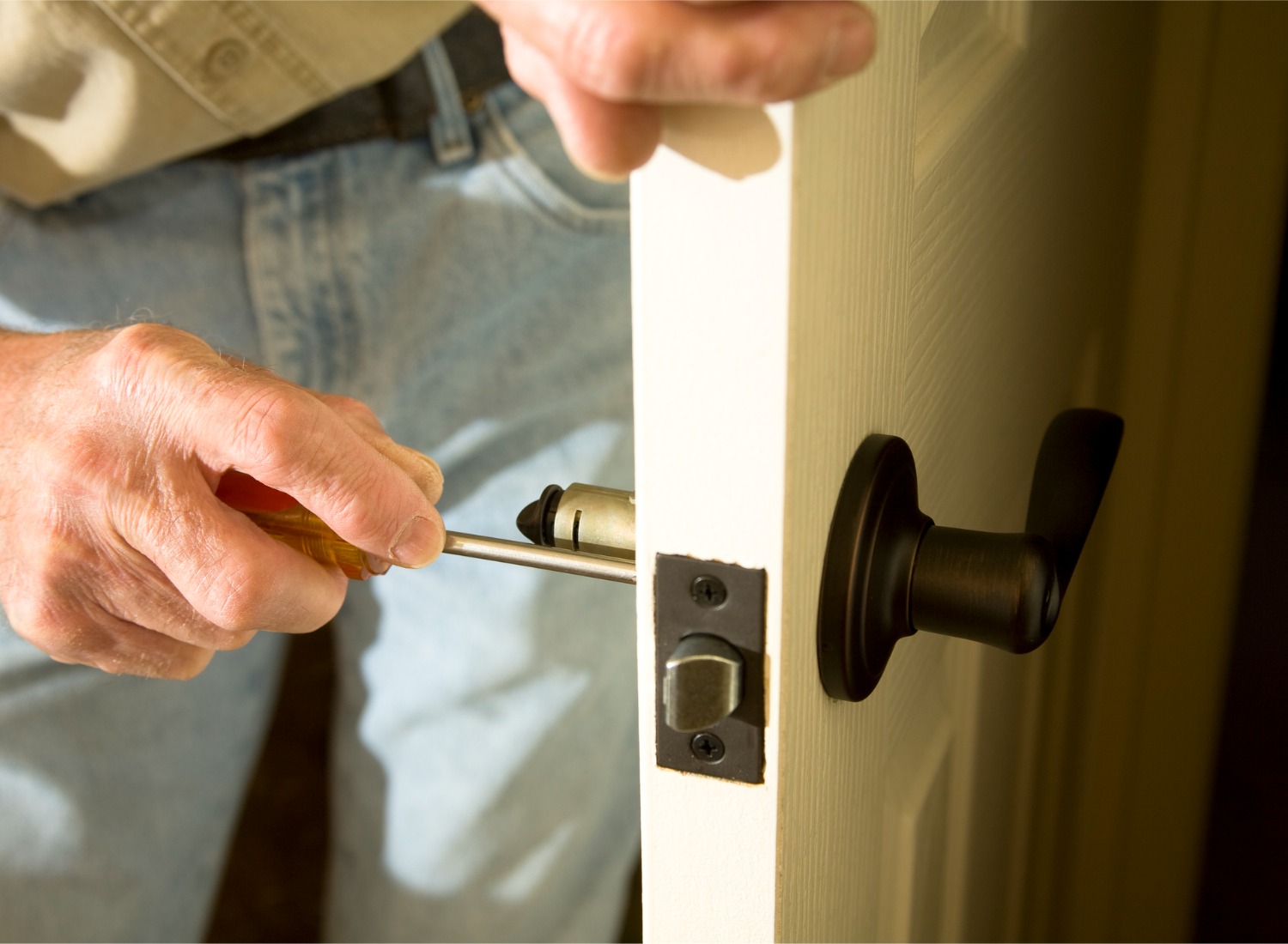 How To Break Door Lock
