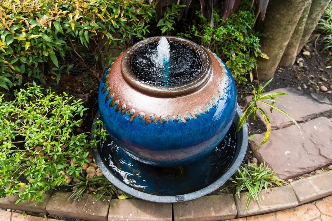 How To Build A Water Fountain Using Pots