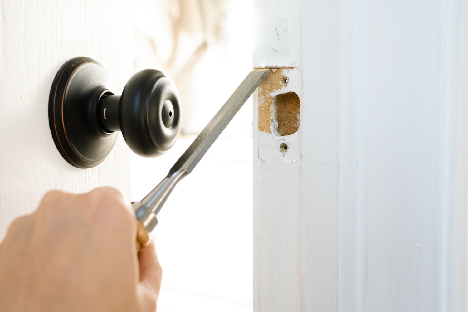 How To Chisel Door For Lock