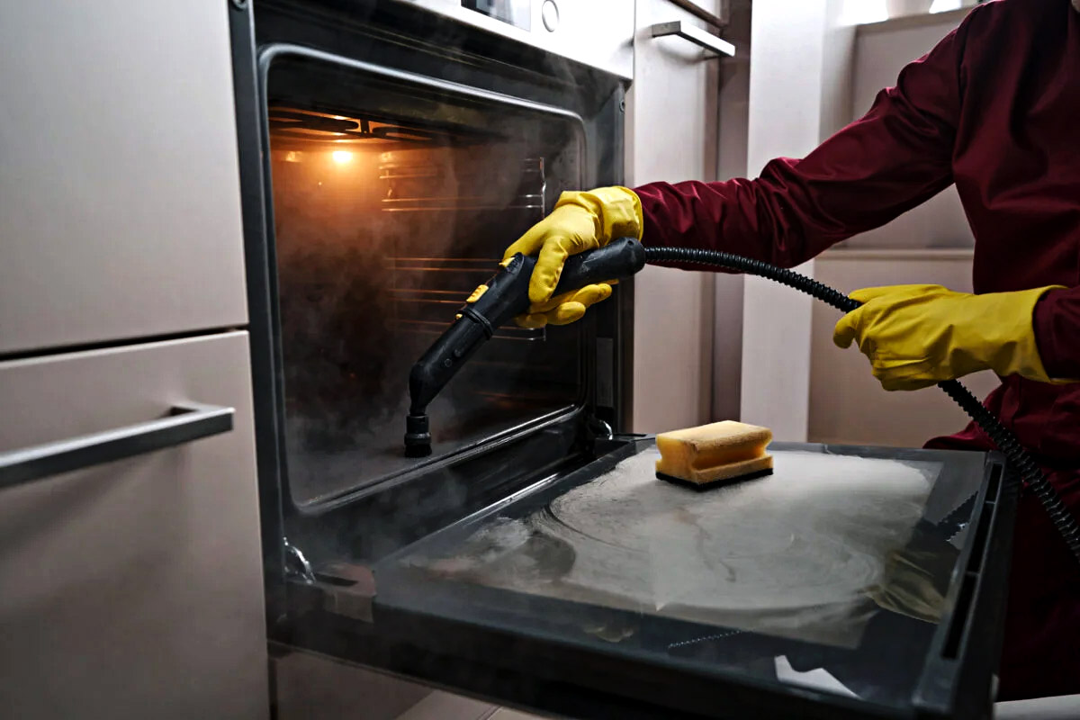 How To Clean An Oven With A Steam Cleaner