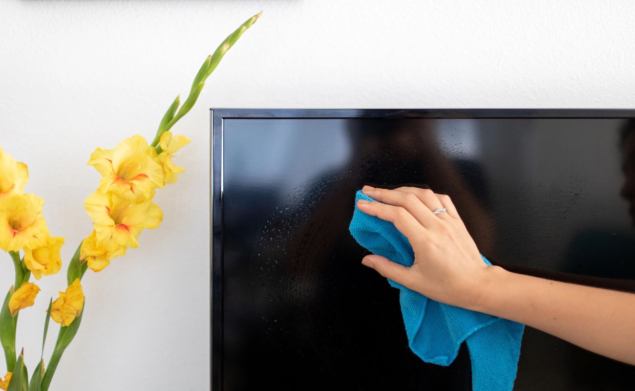 How To Clean Lcd Television Screens