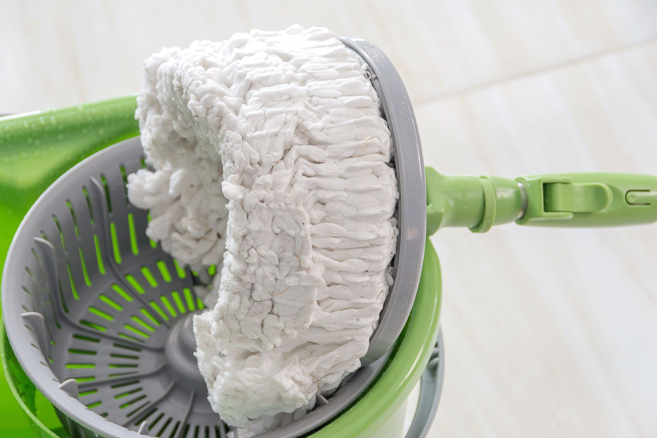 How To Clean Spin Mop Head