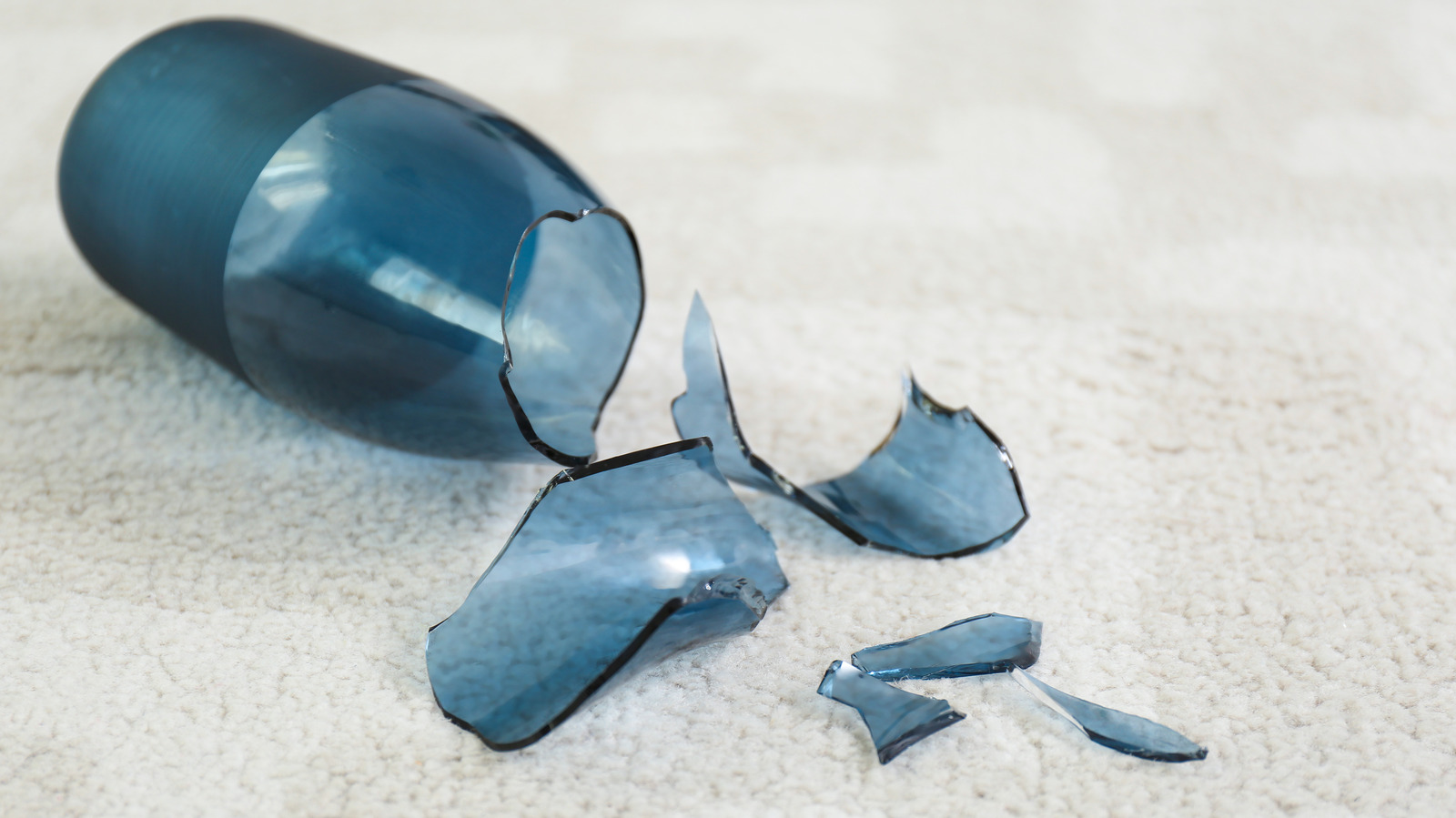 How To Clean Up Broken Glass From A Carpet