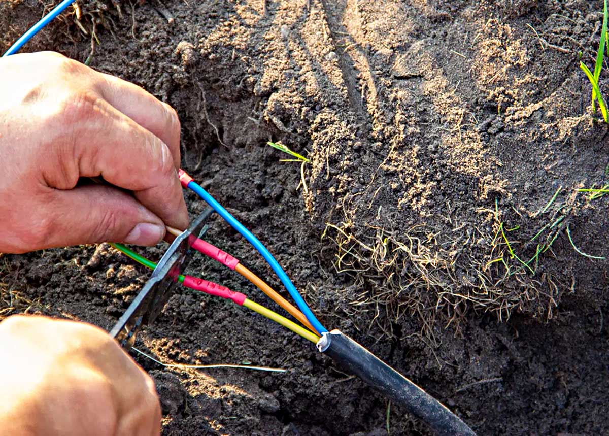 How To Connect Power To A Tool Shed