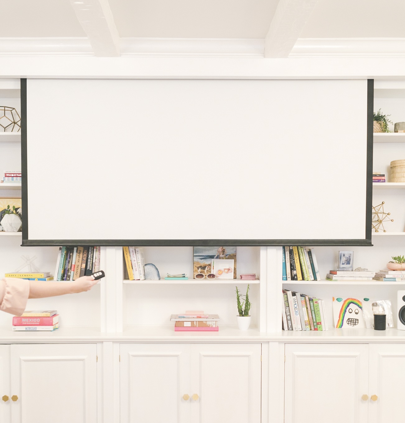 How To Connect TV To A Projector