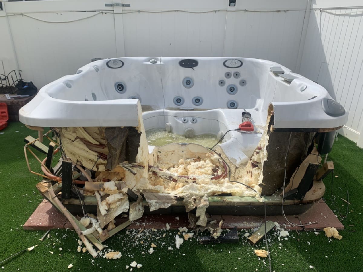 How To Cut Up A Hot Tub
