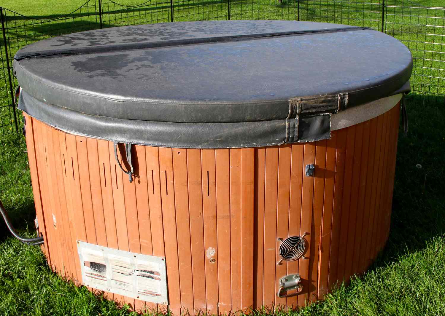 How To Dry Out A Hot Tub Cover